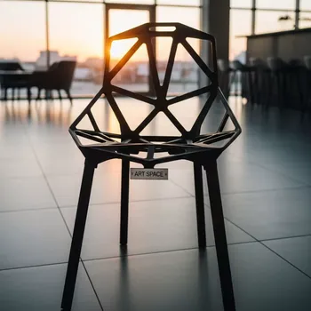 Аренда Кресло Diamond Black черного цвета в ресторане «Баран-Рапан» — ART SPACE