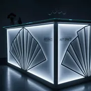 Аренда Стойка барная пластиковая светящаяся Cordiale Corner Art Deco Lighting на курорте «Газпром» (Альпика) — ART SPACE