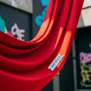 Аренда Ткань красная 1 м в санатории «Заполярье» — ART SPACE