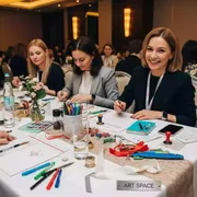 Аренда Мастер класса по созданию новогодней открытки в Mövenpick Hotel — ART SPACE