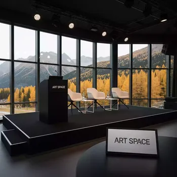 Аренда Подиум 2х1 м на курорте «Газпром» (Альпика) — ART SPACE