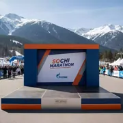 Аренда Подиума сценического 3х2 м с задником под баннер на курорте «Газпром» (Альпика) — ART SPACE