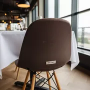 Аренда Чехол Е 04 на стул Eames коричневый в ресторане «La Terrazza» — ART SPACE