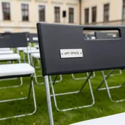 Аренда Стулья складные для конференций в усадьбе Голицына — ART SPACE