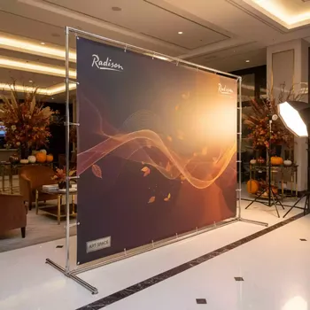 Аренда Пресс волл 2,5х3 м в отеле Radisson Lazurnaya — ART SPACE