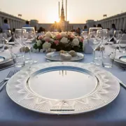 Аренда Тарелка подстановочная Gatsby серебряная 33 см на Медальной площади — ART SPACE