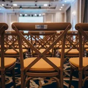 Аренда Подушка на стул Cross Back в Imeretinskiy Hotel — ART SPACE