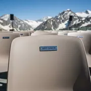 Аренда Кресло пластиковое на площадке Rosa Peak (2320м) — ART SPACE
