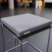 Аренда Подушка на стул галета серая в Mövenpick Hotel — ART SPACE