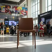 Аренда Стул пластиковый коричневый HoReCa в Grand Karat Sochi — ART SPACE