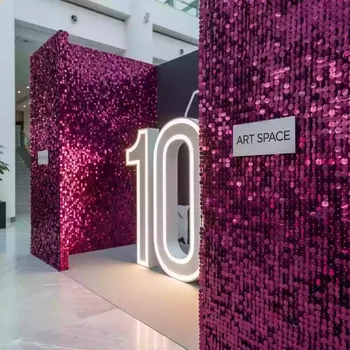 Аренда Фотозона из розовых пайеток с цифрой в Cosmos Sochi Hotel — ART SPACE