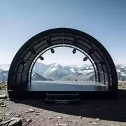 Аренда Сцена арочная черная 6х4 м на площадке Rosa Peak (2320м) — ART SPACE