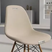 Аренда Чехол Е06 на стул Eames бежевый в Университете «Сириус» — ART SPACE