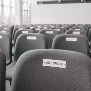 Аренда Чехол Е04 на стул Eames серый в МФК «Горный» — ART SPACE