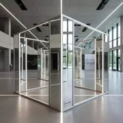 Аренда Комната смеха с кривыми зеркалами в Университете «Сириус» — ART SPACE