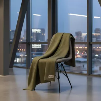 Аренда Плед Field зеленый оливковый в Cosmos Sochi Hotel — ART SPACE