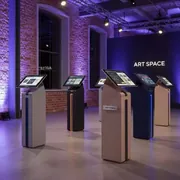 Аренда Стойки для планшетов для монтажа в пляжном клубе Del Mar — ART SPACE