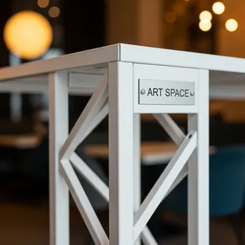 Аренда Стеллажи суппорт белые в ресторане «D.O.M» — ART SPACE