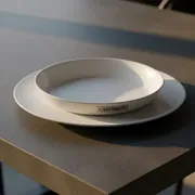 Аренда Тарелка подстановочная Craft Planet Плутон белая 30 см на пляже «Ривьера» — ART SPACE