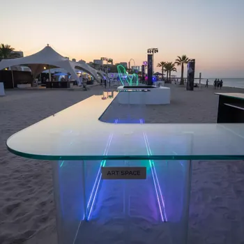 Аренда Столешница стеклянная на верх барной стойки Break Bar Top на пляже «Маяк» — ART SPACE