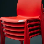 Аренда Стул пластиковый Барселона красный в Delta Sirius — ART SPACE