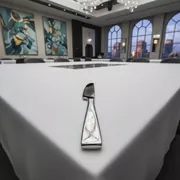 Аренда Нож столовый Kult Luxstahl 235 мм 6 мм в Mövenpick Hotel — ART SPACE