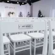 Аренда Стулья Chiavari белые поликарбонат в Karat Resort — ART SPACE