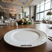 Аренда Тарелка белая Ягоды в Radisson Blu Resort & Congress Centre — ART SPACE