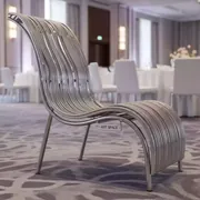 Аренда Стул пластиковый складной белый в Mövenpick Hotel — ART SPACE