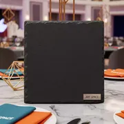 Аренда Блюдо черный сланец 300х300 мм в Swissôtel Resort Sochi Kamelia — ART SPACE