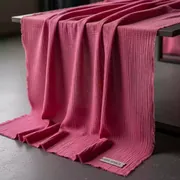 Аренда Дорожка раннер Муслин малиновая 3000 мм в МФК «Горный» — ART SPACE