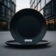 Аренда Тарелка черная Катарсис D 27 см в Alpha Sirius — ART SPACE