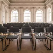 Аренда Стул ткань серо черная Iso в усадьбе Голицына — ART SPACE