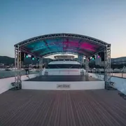 Аренда Сцена с арочной крышей 4х6 м на VIP-яхте (Имеретинский порт) — ART SPACE
