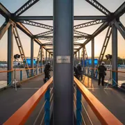 Аренда Мостовых и Переездов на пляже «Ривьера» — ART SPACE