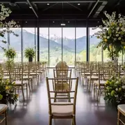 Аренда Стул Кьявари Gold в Green Flow Hotel — ART SPACE
