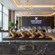 Аренда С говяжьей сосиской в Karat Resort — ART SPACE