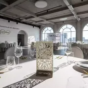 Аренда Нумерация столов резная молочная в банкетном зале «Дельфин» — ART SPACE