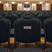 Аренда Стул Iso Textile в Зимнем театре — ART SPACE