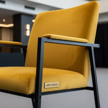 Аренда Стул мягкий золотой велюр каркас металл черный в City Park Hotel Sochi — ART SPACE