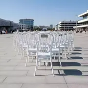 Аренда Стул Кьявари Bride пластиковый белый на Медальной площади — ART SPACE