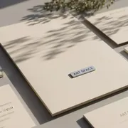 Аренда Бумага Icelaser 300 г м² 320х450 мм слоновая кость тиснение лен в Bridge Resort — ART SPACE