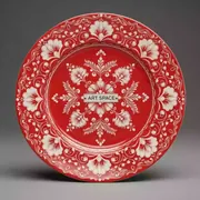 Аренда Тарелка красная с узорами в ресторане «Баран-Рапан» — ART SPACE