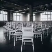 Аренда Стул Chiavari White в пляжном комплексе VinoGrad — ART SPACE