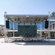Аренда Сцены Layher 12х8 м в ресторане «Баран-Рапан» — ART SPACE