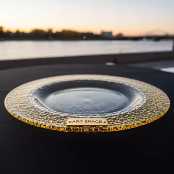 Аренда Тарелка Mone Gold 33 см на Имеретинской набережной — ART SPACE