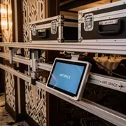 Аренда Система рельсовая интерактивная AnTouch ANTB 94s 10i USTF в ресторане «Магадан» — ART SPACE
