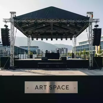 Аренда Сцена двускатная 10х8 м чёрная в Gamma Sirius — ART SPACE