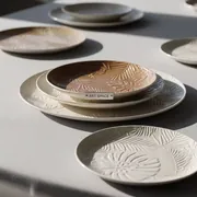 Аренда Сет тарелок декоративных Тропик в Bridge Resort — ART SPACE