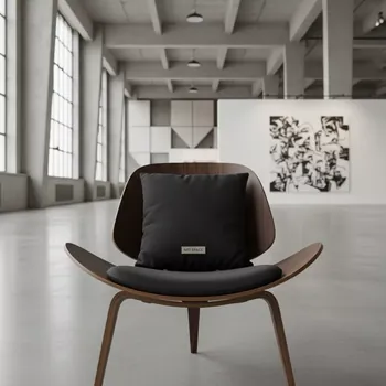 Аренда Подушка АШТОН черная в МФК «Горный» — ART SPACE